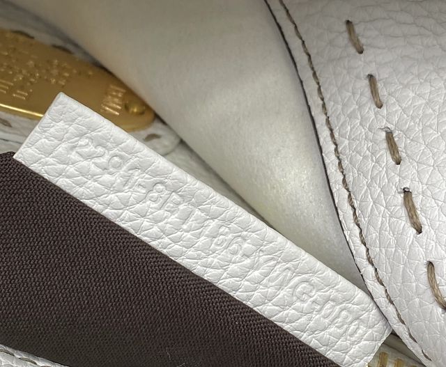 Fendi original grained calfskin medium peekaboo bag 8BN240-4 white