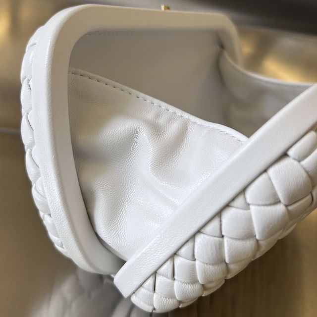 BV original lambskin knot pouch 717622 white