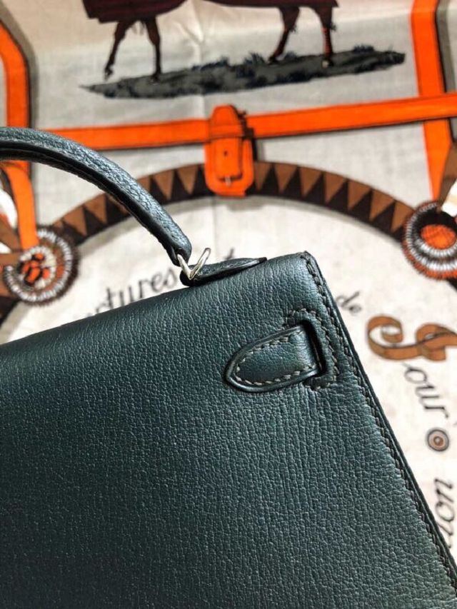 Hermes original chevre mini kelly 19 bag KG0019 vert cypres