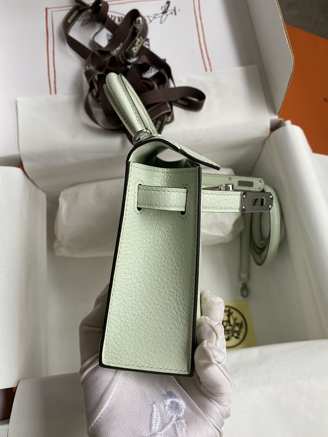 Hermes original chevre mini kelly 19 bag KG0019 vert fizz