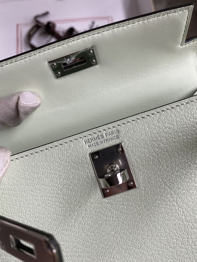 Hermes original chevre mini kelly 19 bag KG0019 vert fizz