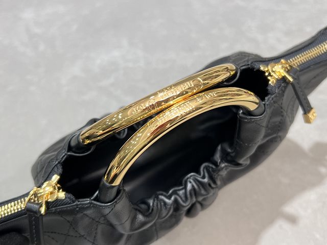 Dior original calfskin walk in purse M4511 black