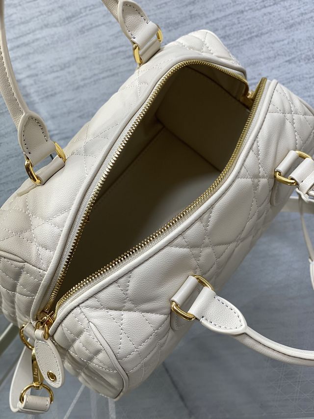 Dior original calfskin groove 25 bag M1365 white