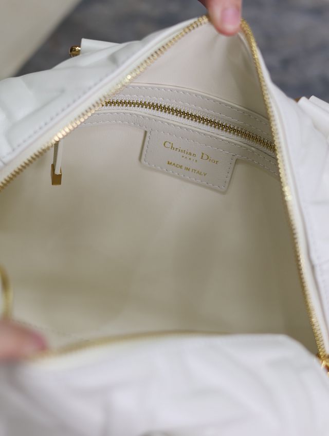 Dior original calfskin groove 25 bag M1365-2 white