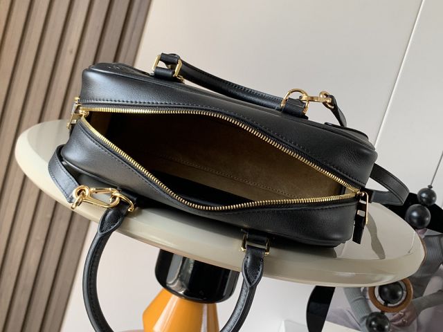 Loewe original calfskin amazona 23 cropped bag A039N23 black