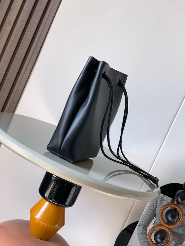 Loewe original calfskin pebble pouch BS01748 black