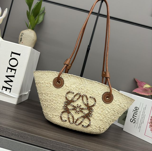 Loewe iraca palm&calfskin small anagram basket bag A223P65 tan