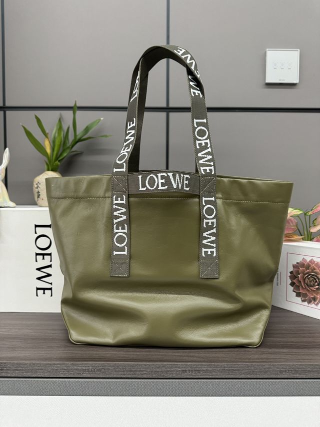 Loewe original calfskin fold shopper bag B507X23 khaki green