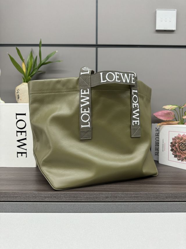 Loewe original calfskin fold shopper bag B507X23 khaki green
