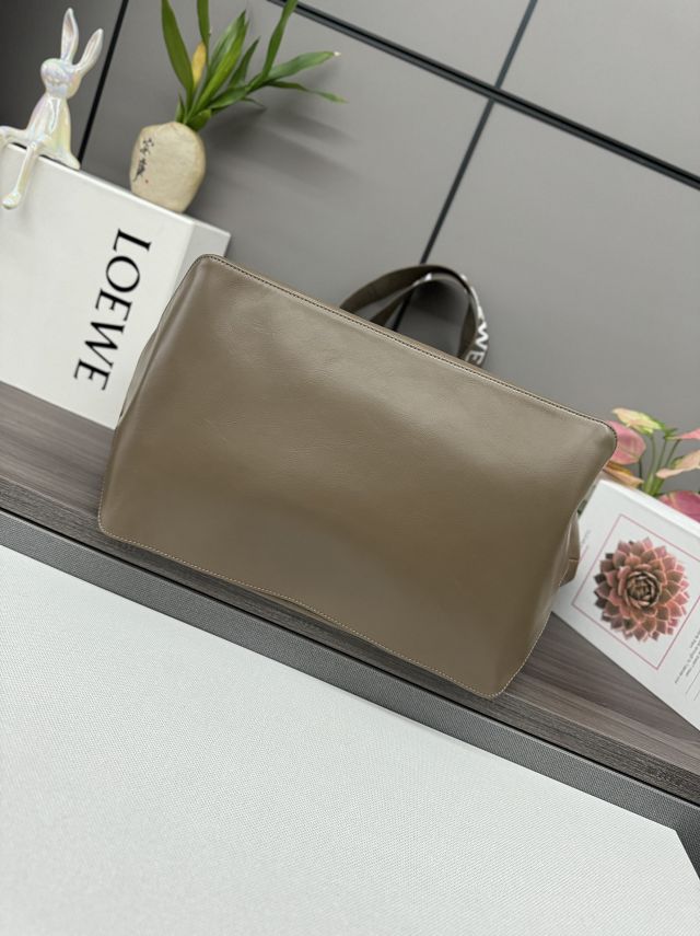 Loewe original calfskin fold shopper bag B507X23 olive