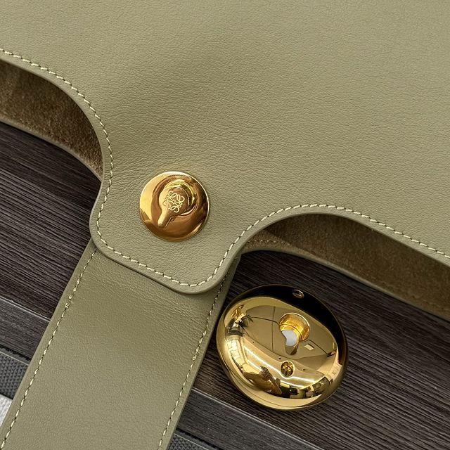 Loewe original calfskin medium pebble bucket BBMX02 olive