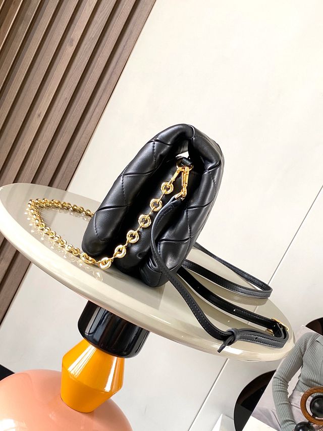 Loewe original lambskin medium goya puffer bag  A896P41 black