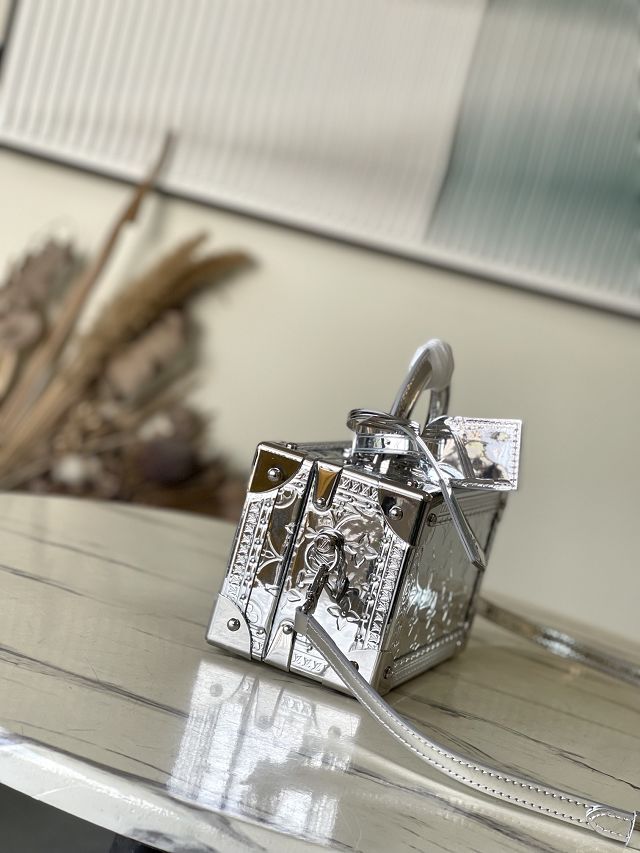 Louis vuitton original vernis leather tresor case M45673 silver