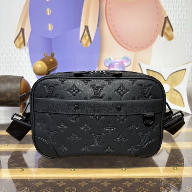 Louis vuitton original calfskin alpha messenger bag M46955 black