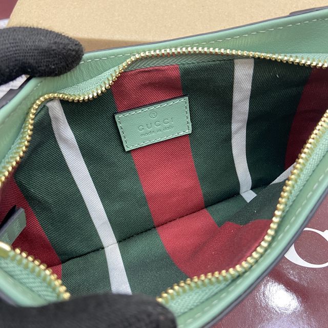 GG original canvas emblem small shoulder bag 820696 green