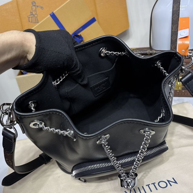 Louis vuitton original lambskin no way vibe handbag M14377 black