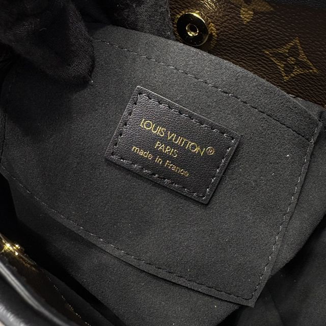 Louis vuitton original monogram canvas the drop PM M12940
