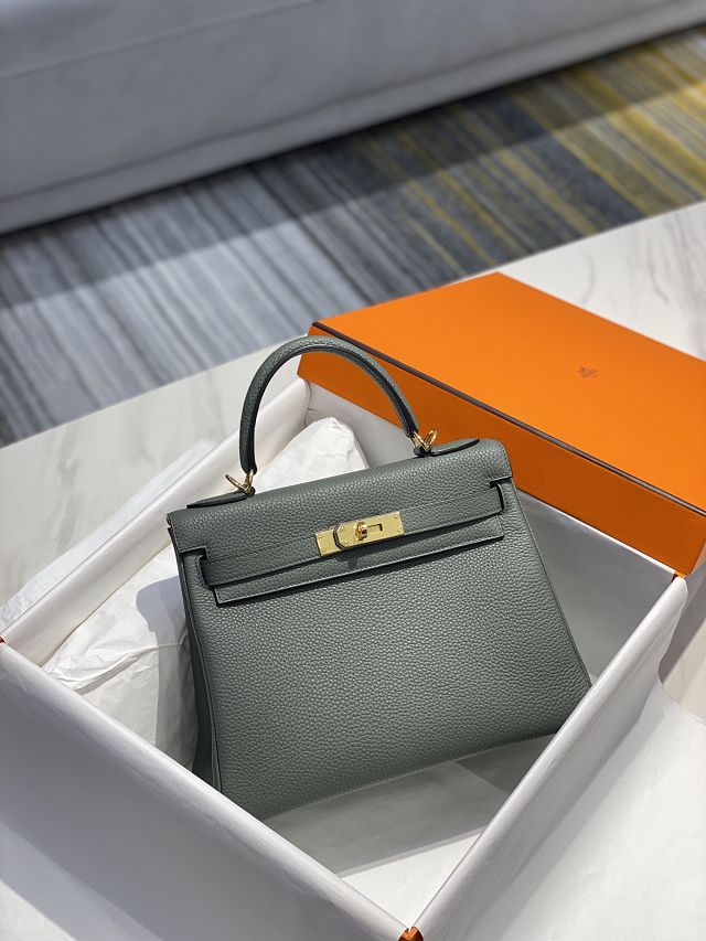 Hermes original togo leather kelly 28 bag K28 vert amande
