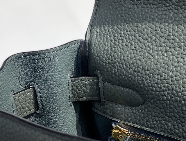 Hermes original togo leather kelly 28 bag K28 vert amande