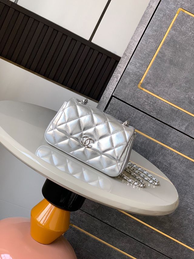 CC original calfskin clutch with chain AP4593 silver