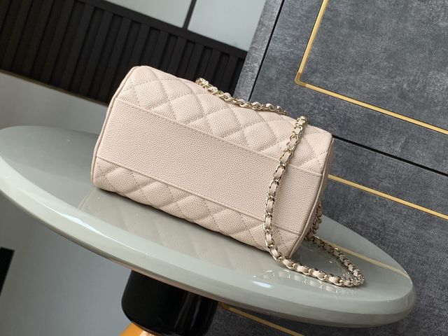 CC original grained calfskin clutch with chain AP4515 beige