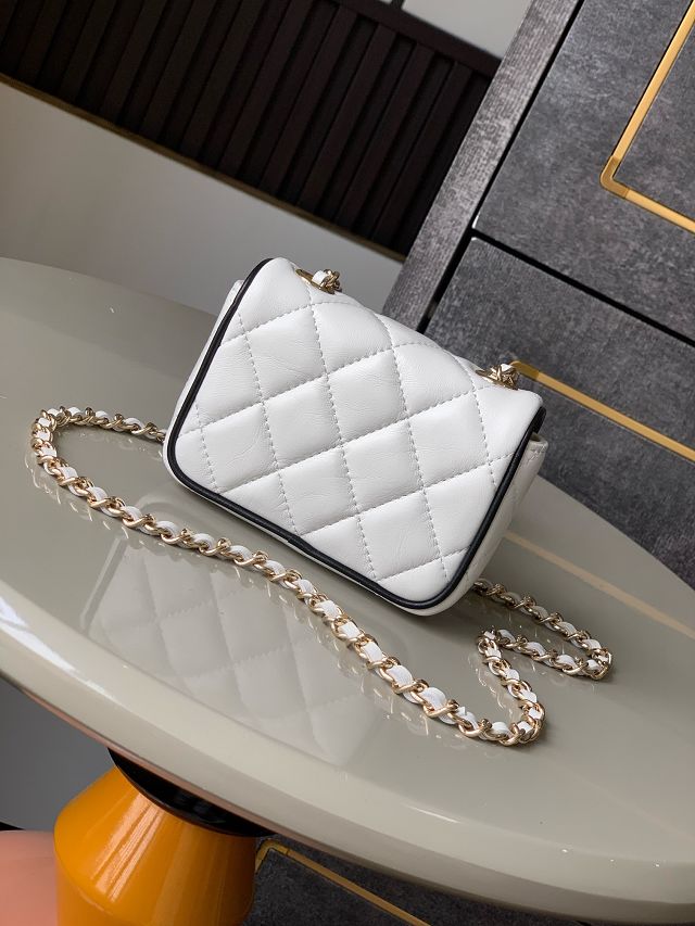 CC original lambskin clutch with chain AP4512 white