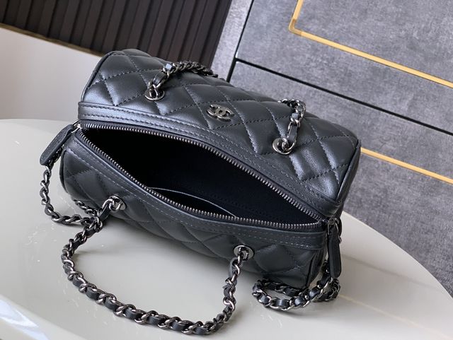 CC original lambskin clutch with chain AP4515 black