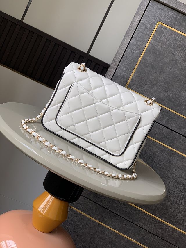 CC original lambskin flap bag AS5150 white