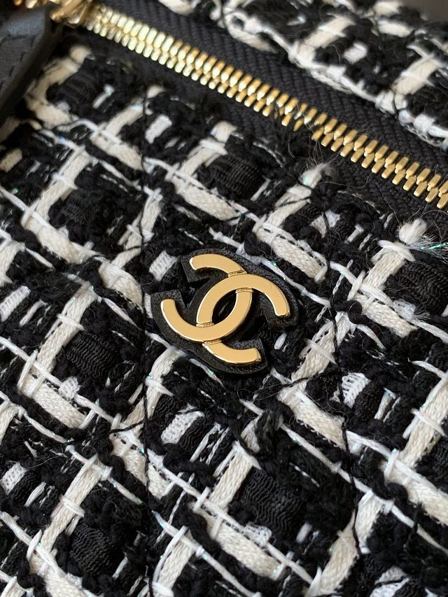 CC original tweed vanity with chain AP4385 black