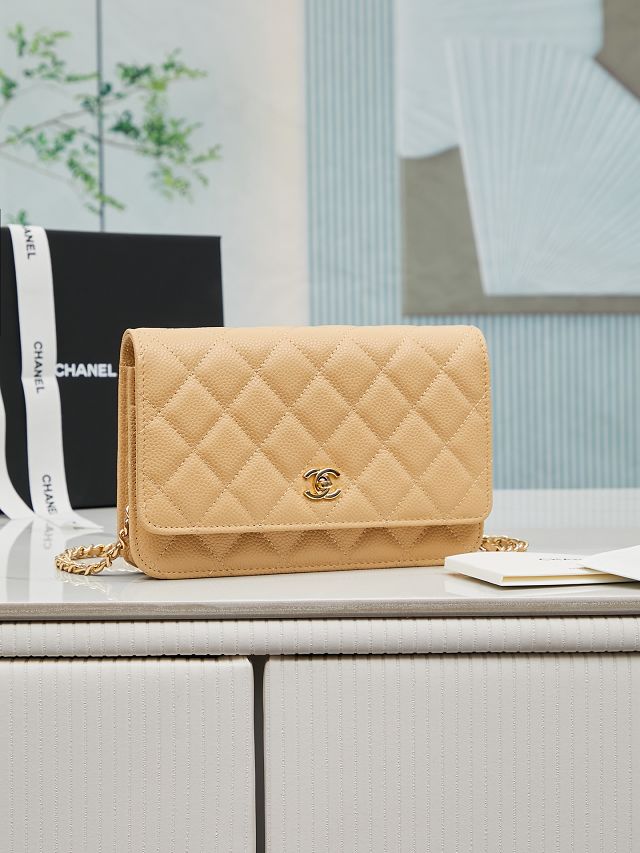 CC original grained calfskin wallet on chain AP4241 apricot