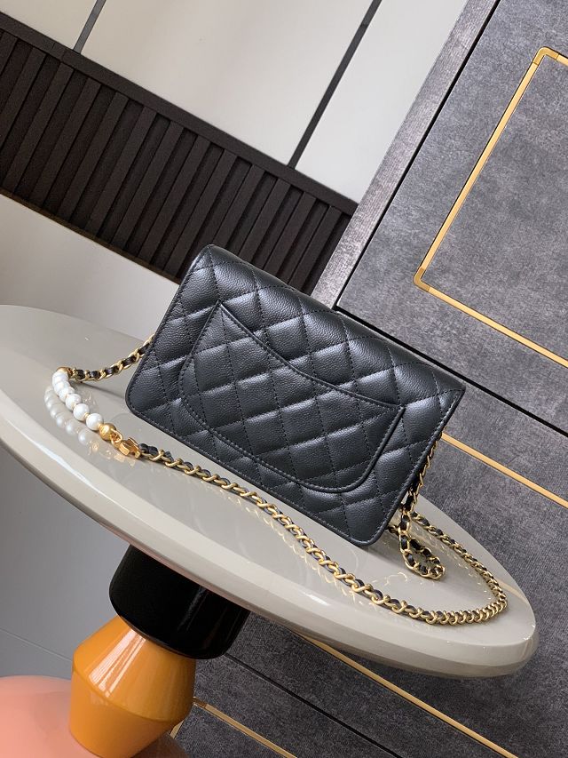 CC original grained calfskin wallet on chain AP4584 black