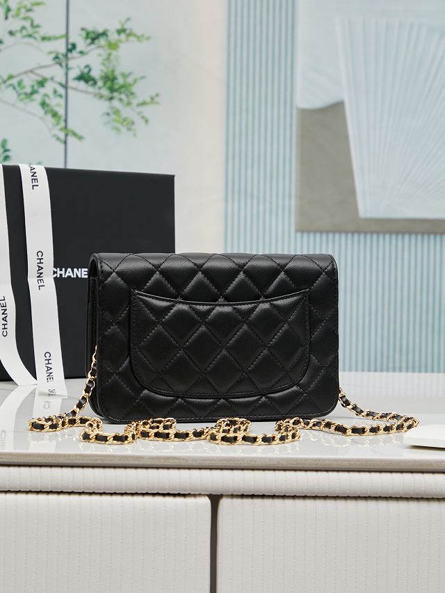 CC original lambskin wallet on chain AP4241 white