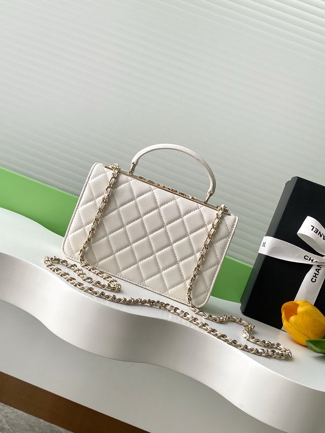 CC original lambskin wallet on chain AP4323 white