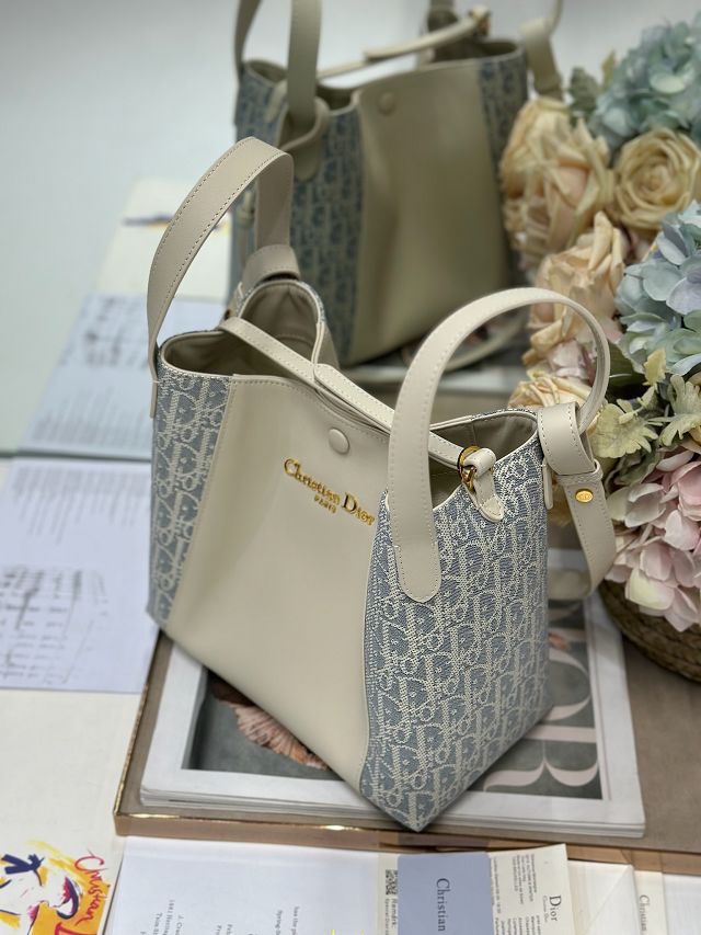 Dior original calfskin medium signature bucket bag M2841 blue&white