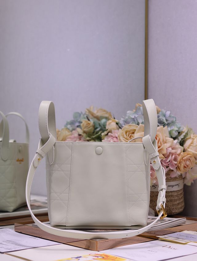 Dior original calfskin small signature bucket bag M2840 off-white