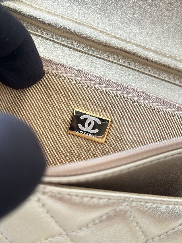 CC original iridescent lambskin wallet on chain AP0250 gold