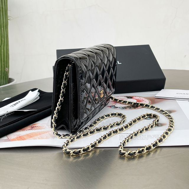 CC original patent calfskin wallet on chain AP0250 black