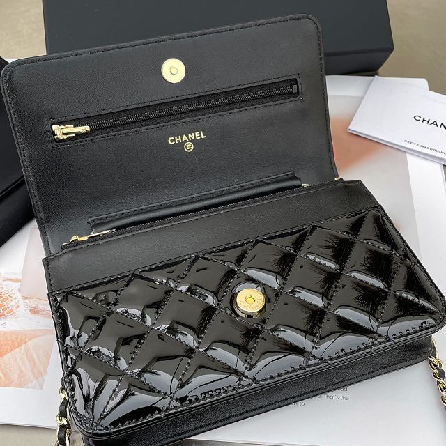 CC original patent calfskin wallet on chain AP0250 black