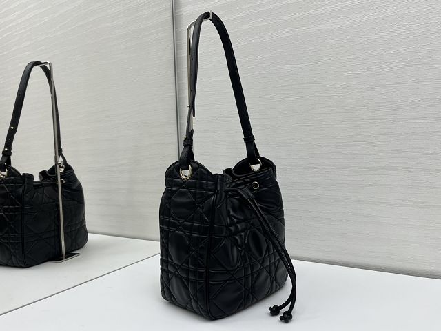Dior original lambskin medium D-motion bag M2852 black