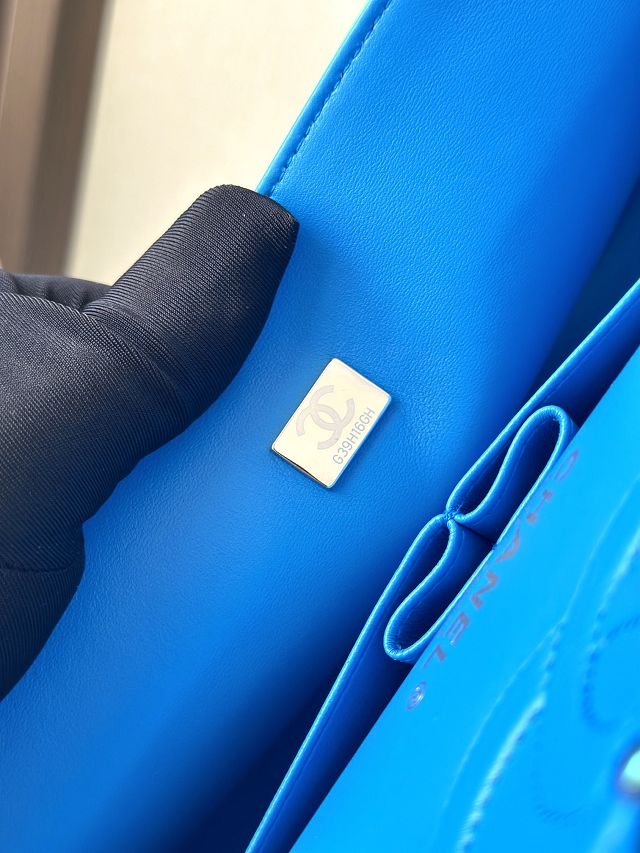 CC original iridescent lambskin medium flap bag A01112 green