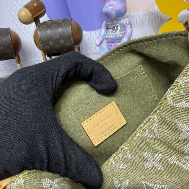 Louis vuitton original denim shoulder bag M95217 green