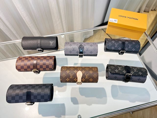 Louis vuitton original monogram canvas watch case M47530