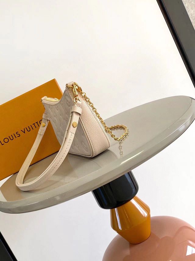 Louis vuitton original calfskin easy pouch M14421 dune