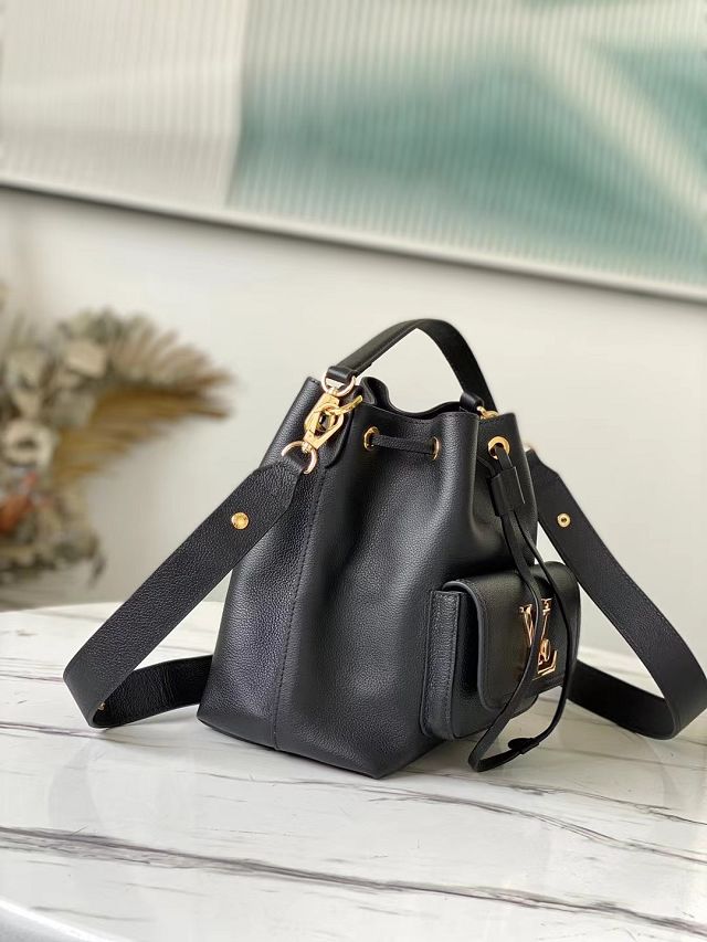 Louis vuitton original calfskin lockme bucket bag M57687 black