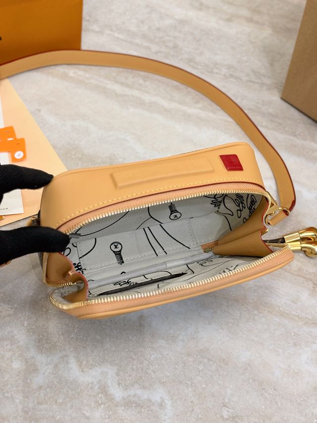 Louis vuitton original monogram canvas baladeur wearable wallet M14062