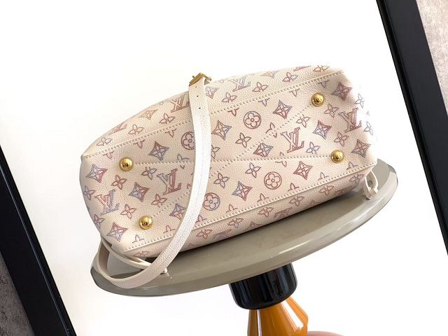 Louis vuitton original mahina leather bella tote bag M15116 cream