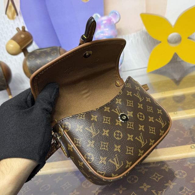 Louis vuitton original monogram canvas solo bag M27096