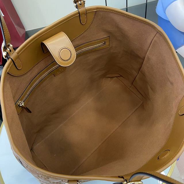 GG original calfskin emblem large tote bag 847455 brown