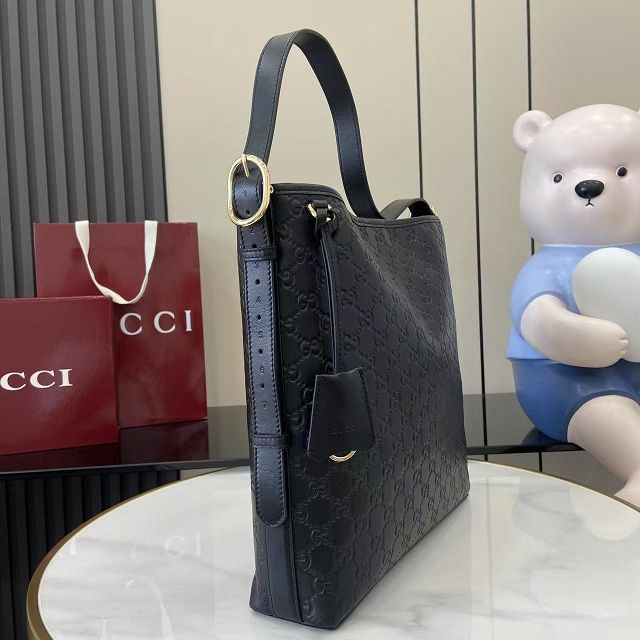 GG original calfskin emblem medium shoulder bag 847452 black