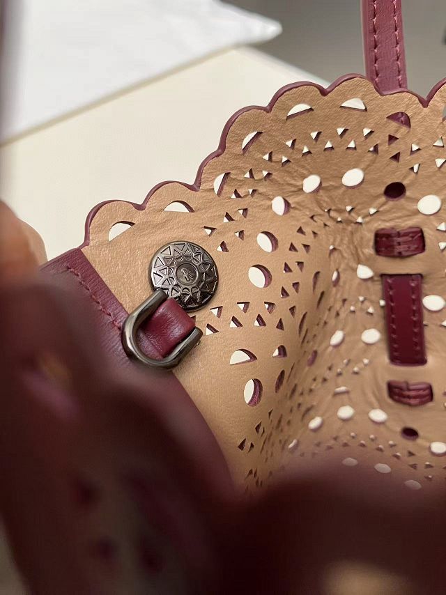 Alaia original vienne wave calfskin mina 25 bag AL0003 bordeaux